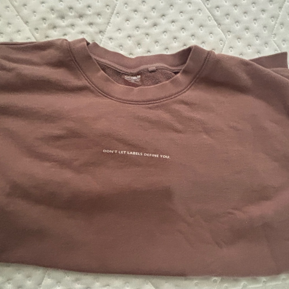 UNLABELED Women’s Crew Neck Shirt